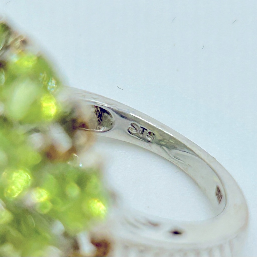 925 Sterling Silver Peridot Cluster Ring STS Marked Size 7 Cocktail Statement - Picture 9 of 10